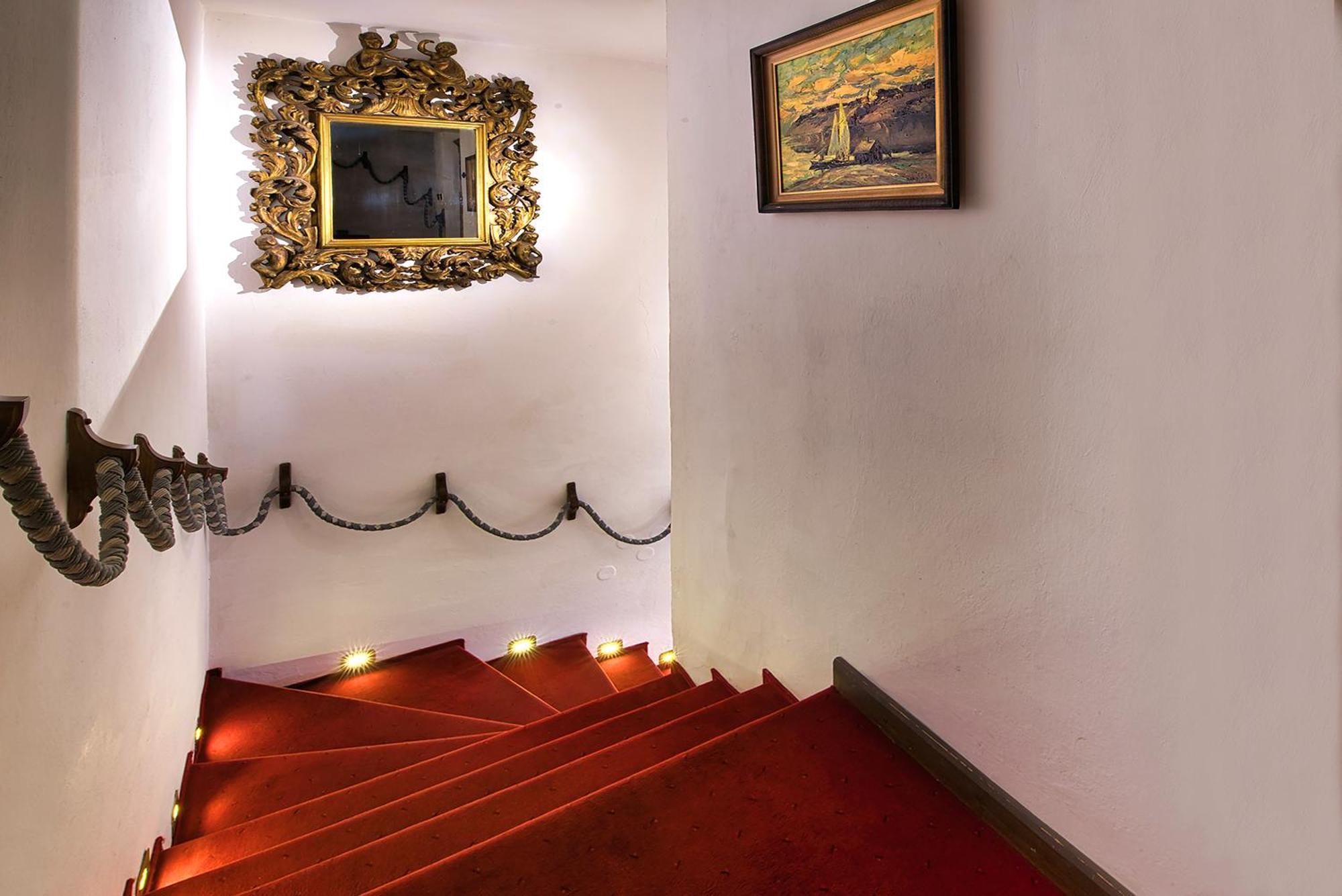 Panoramic Castle Suite With Free Private Parking براتسيلافا المظهر الخارجي الصورة