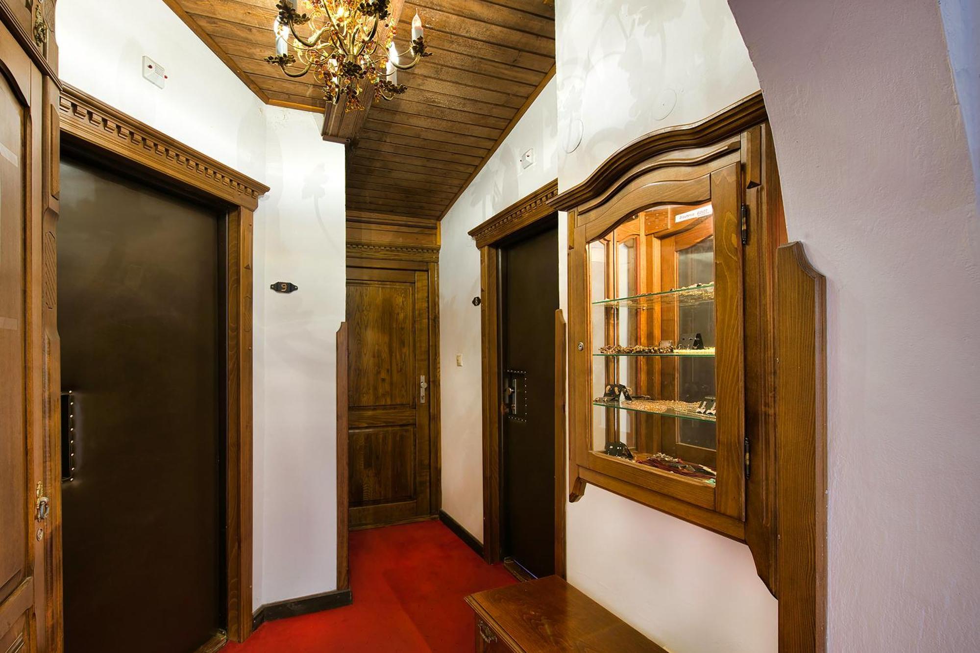 Panoramic Castle Suite With Free Private Parking براتسيلافا المظهر الخارجي الصورة