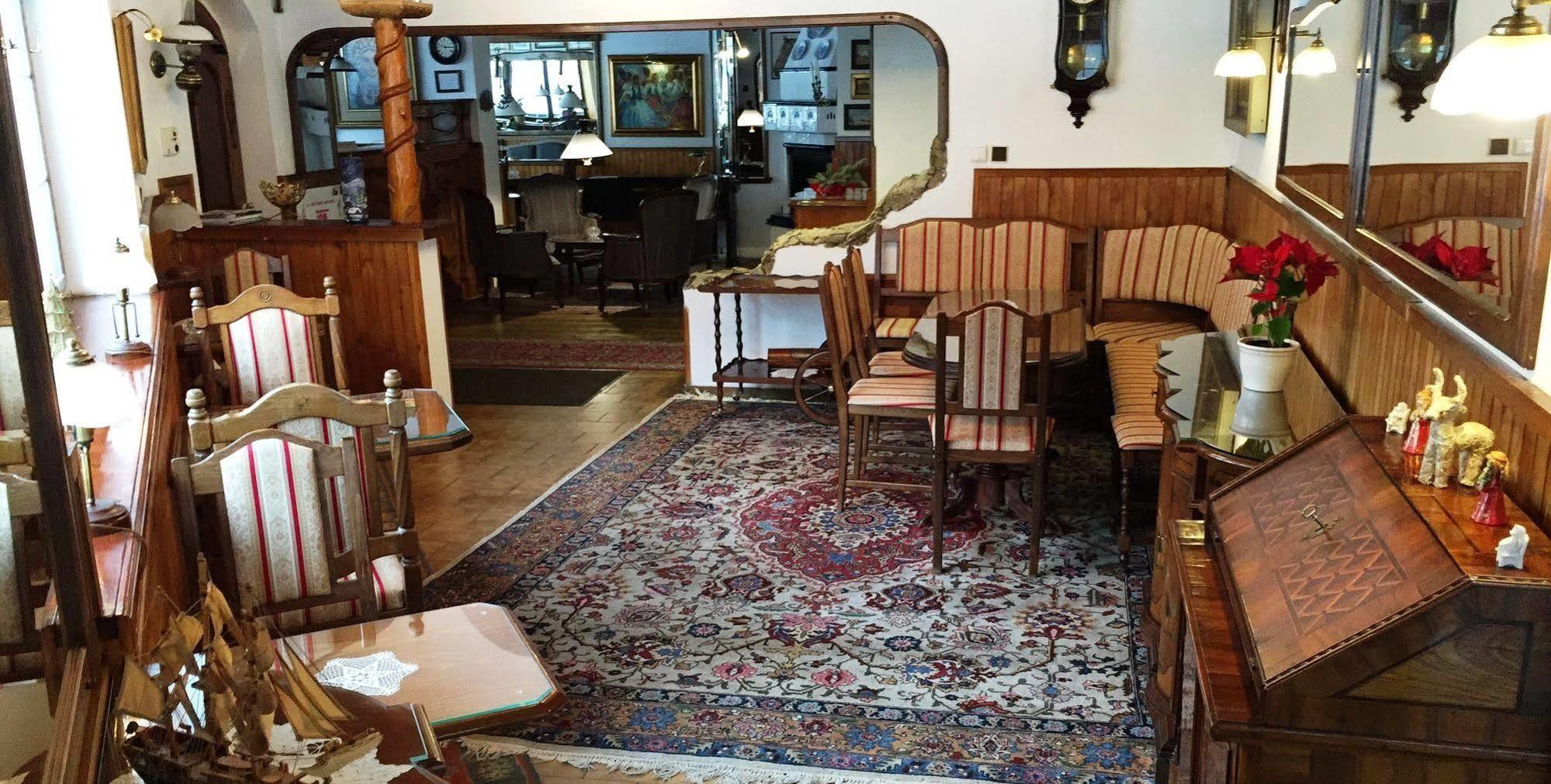 Panoramic Castle Suite With Free Private Parking براتسيلافا المظهر الخارجي الصورة